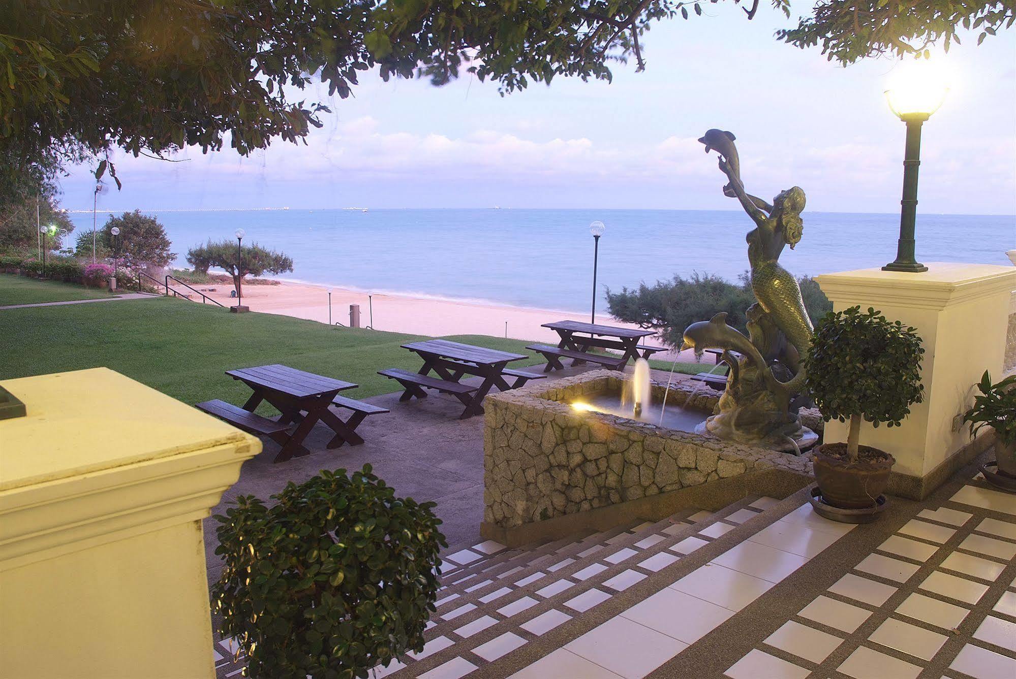 Purimas Beach Hotel & Spa Ban Chang (Rayong) Exterior foto