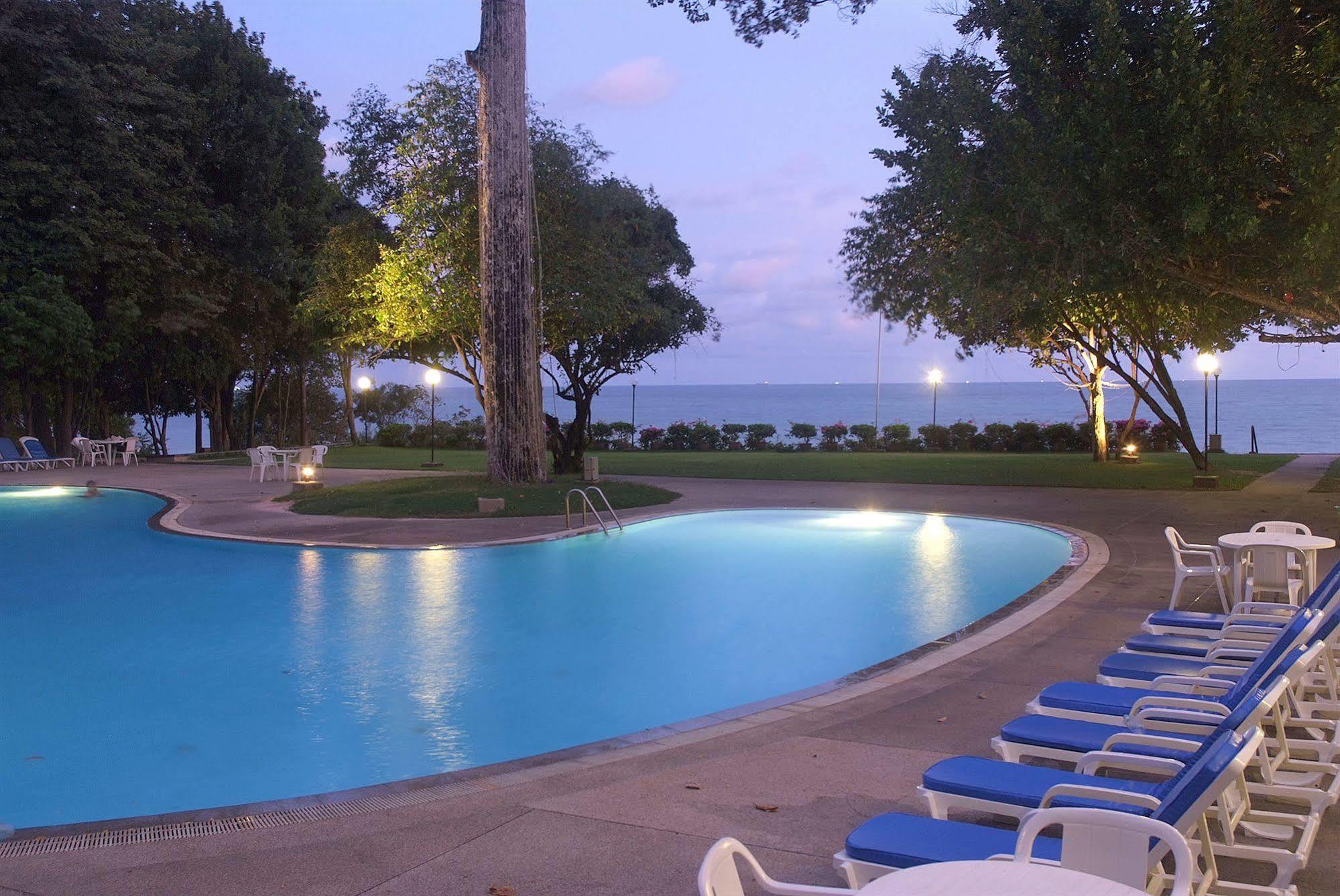 Purimas Beach Hotel & Spa Ban Chang (Rayong) Exterior foto